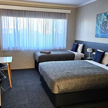 Central Deborah Motel Bendigo Extérieur photo