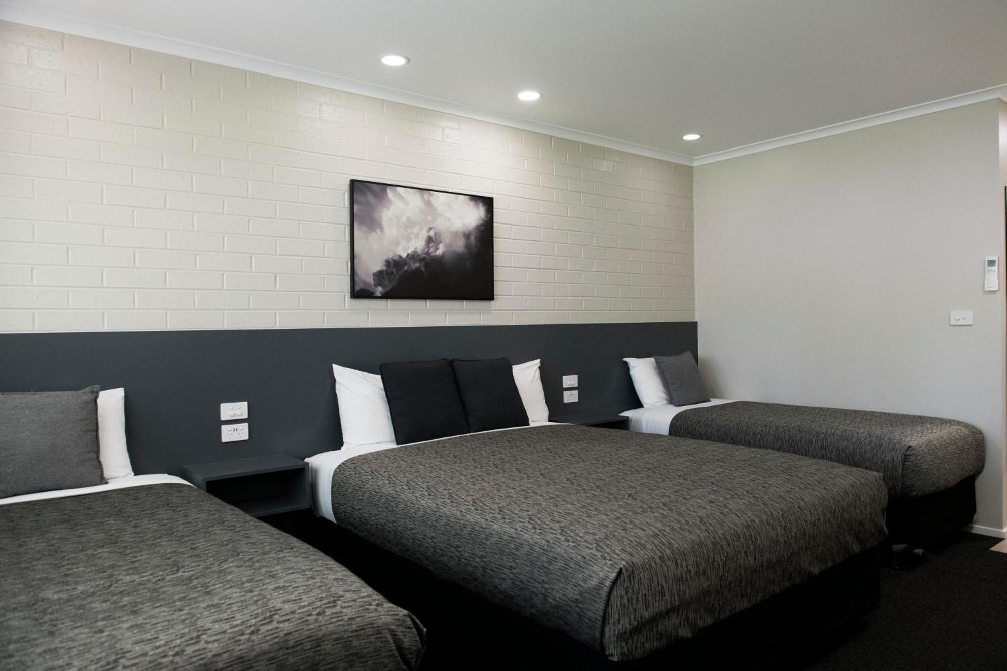 Central Deborah Motel Bendigo Extérieur photo