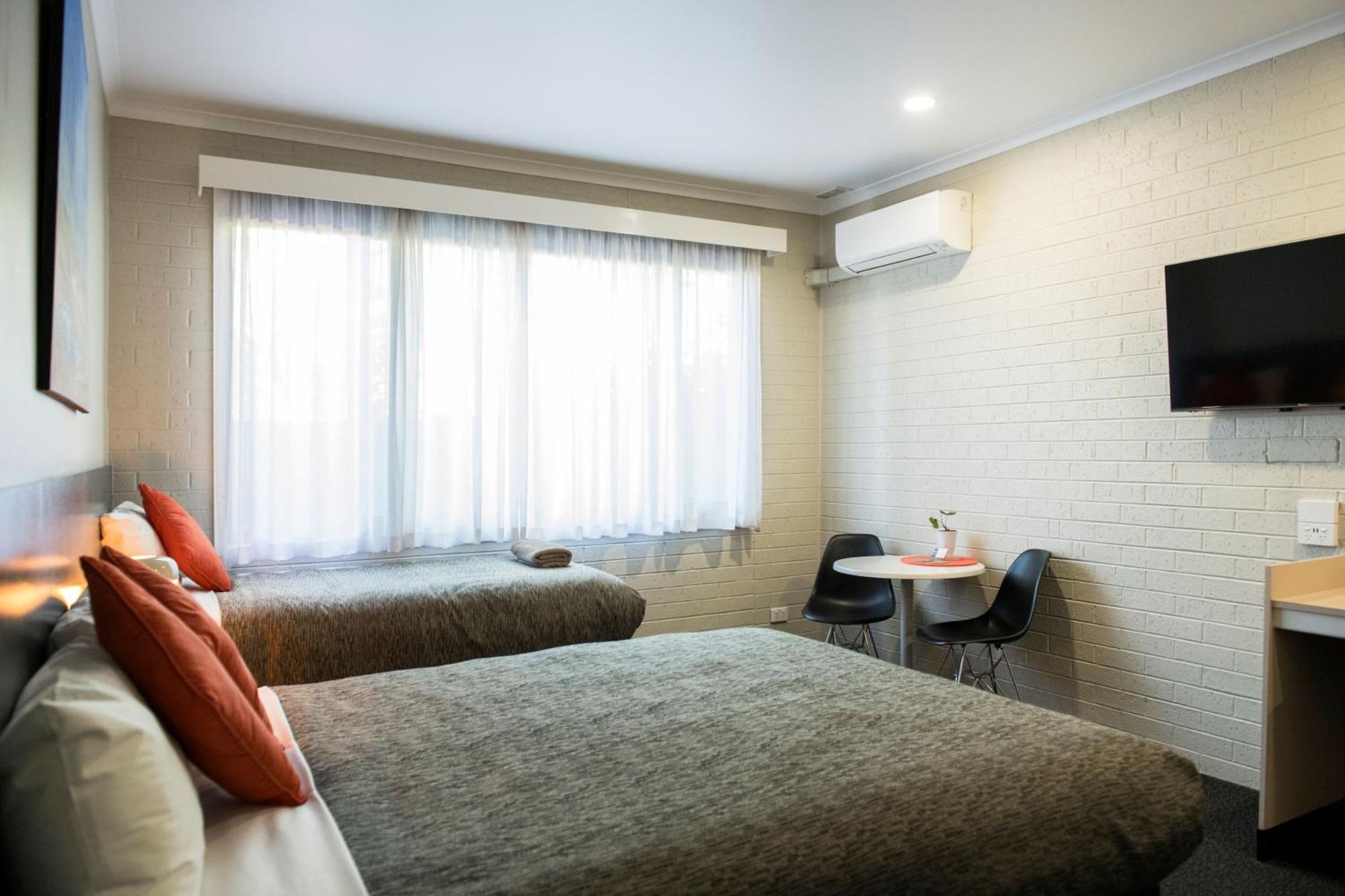 Central Deborah Motel Bendigo Extérieur photo