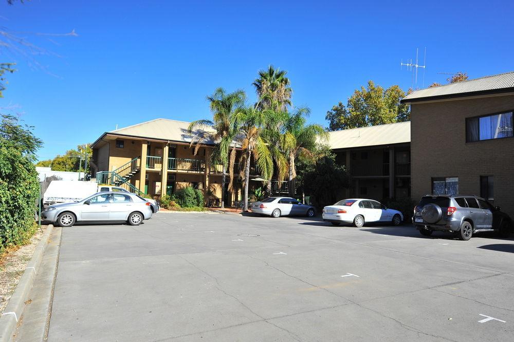 Central Deborah Motel Bendigo Extérieur photo