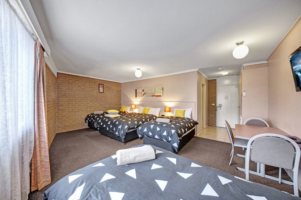 Central Deborah Motel Bendigo Extérieur photo
