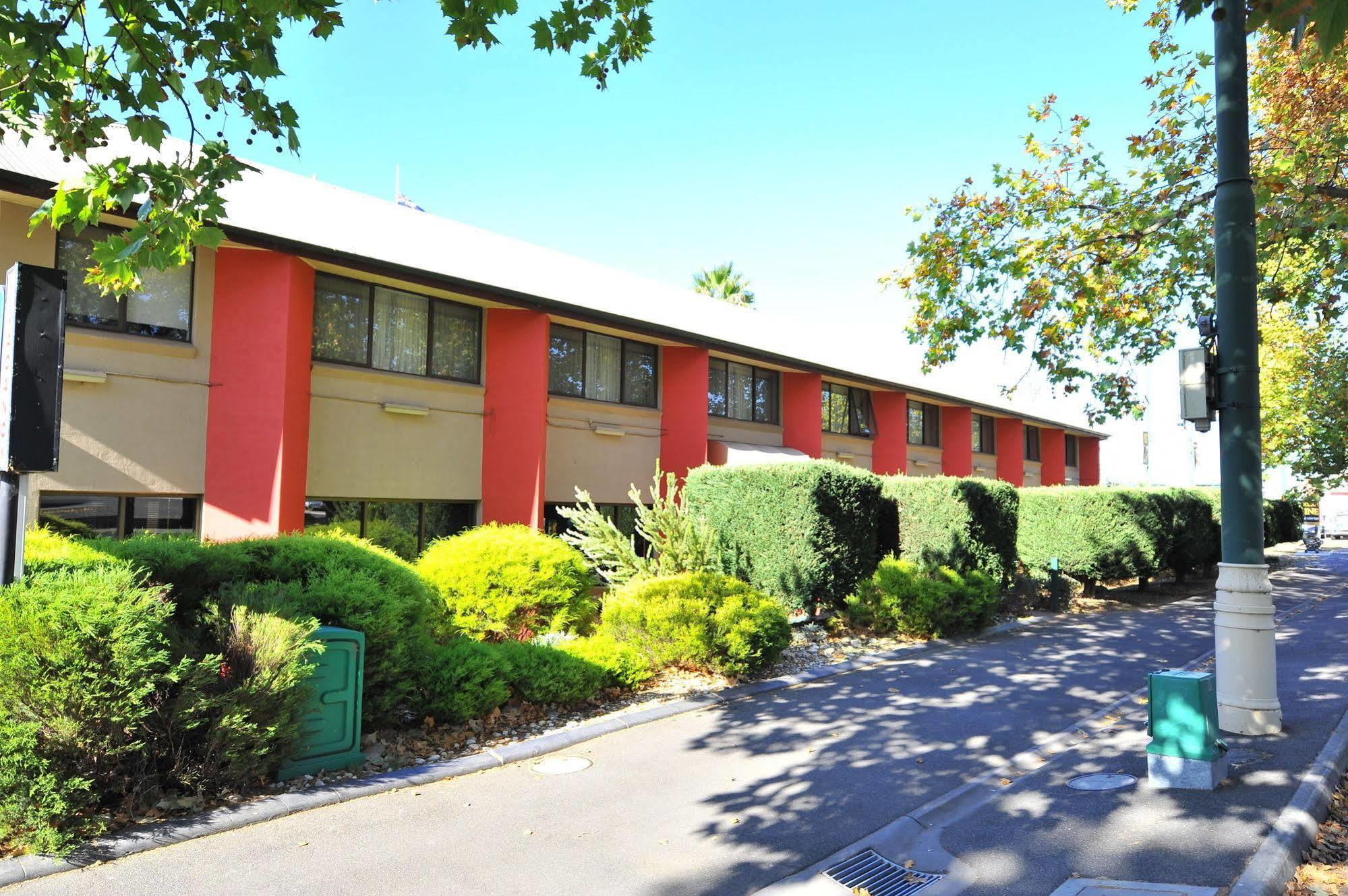 Central Deborah Motel Bendigo Extérieur photo